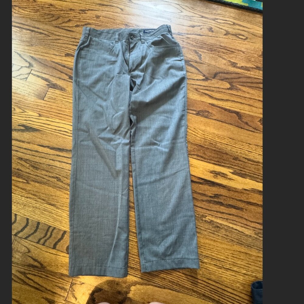 Mizzen and Main Navy Dress Pants